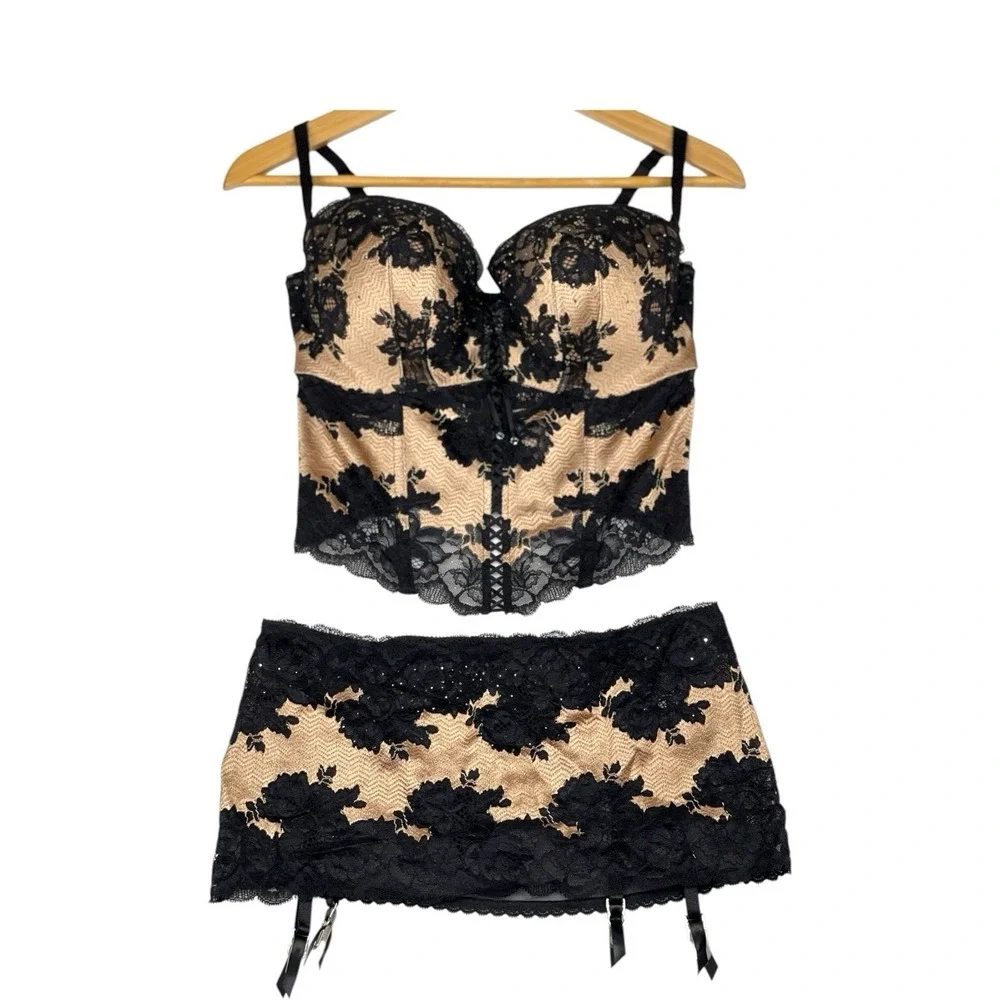 Victoria's Secret Crystal Lace Corset Bustier 36D + Garter Mini Skirt Large NEW